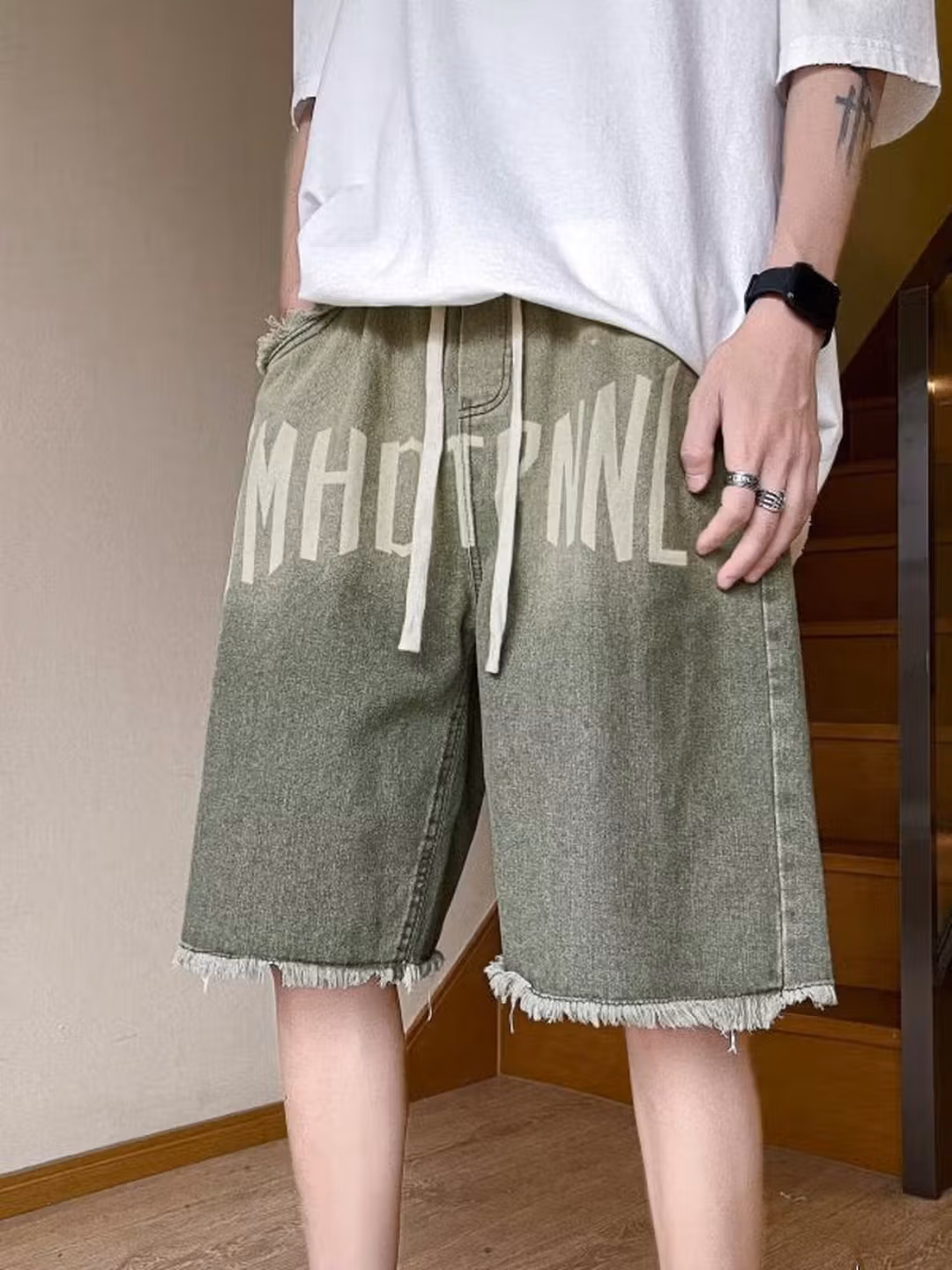 Rough Edge Gradual Change Denim Shorts Men's Summer Loose Straight Wide Leg Five-point Pants American Retro Ruffian Handsome Pants, Brown 2XL_mkmklike.com