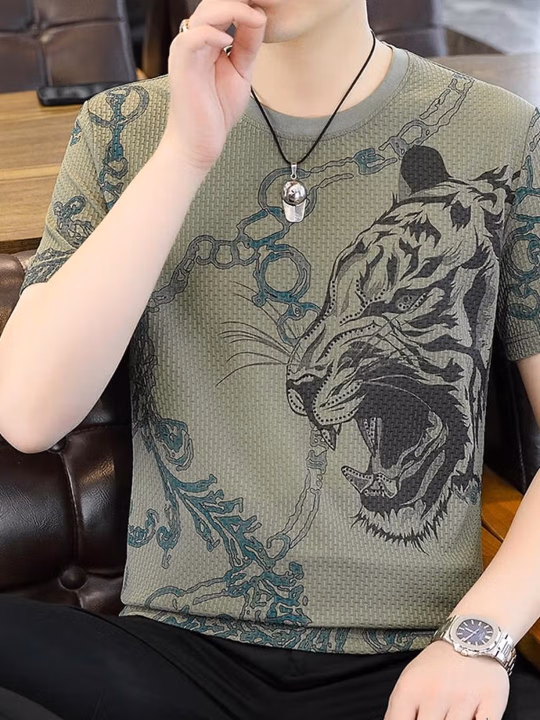 High-end Short-sleeved T-shirt Men's Thin 2026 New Round Neck Loose Large Size Trendy Ice Silk Half-sleeved Tiger Head Top_viptrois.com
