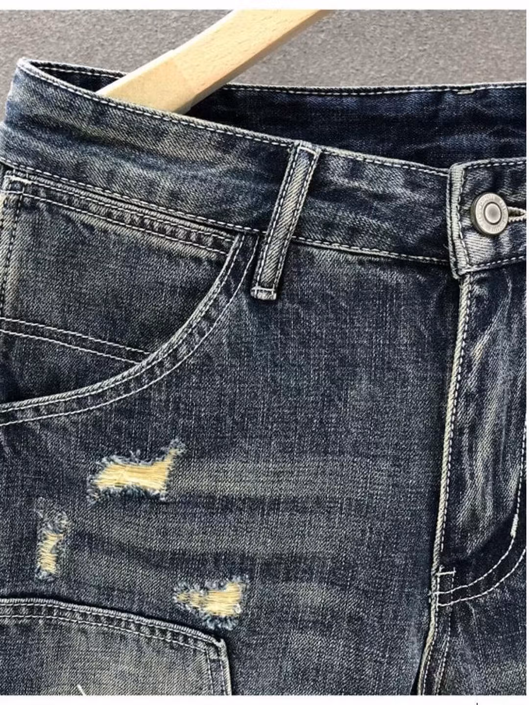 Jean droit homme style rétro avec patchs et effet déchiré slim_voghion.com