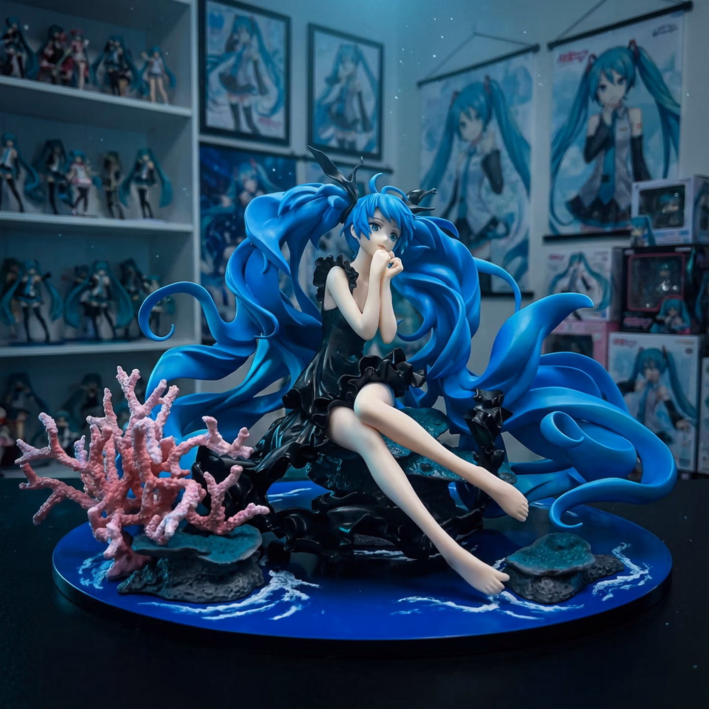 初音未来miku正版限量手办模型车机箱桌面摆件送男生朋友生日礼物雕像 【日版限量款】Miku 深海少女 初音