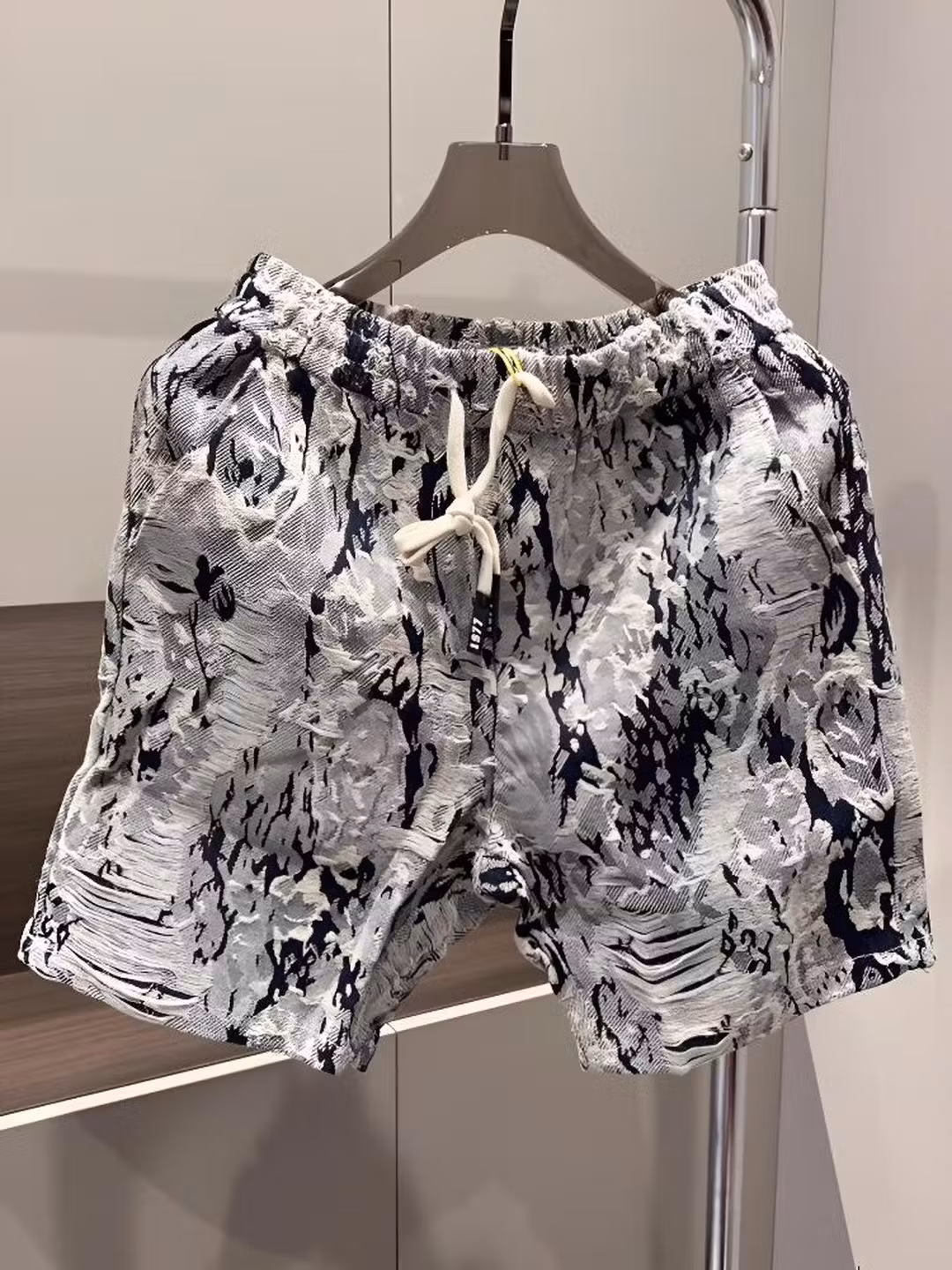 High-end Floral Denim Shorts Men's 2026 Summer Fashion Versatile Loose Blue And White Porcelain Five-point Pants Casual Pants, Color 28_viptrois.com