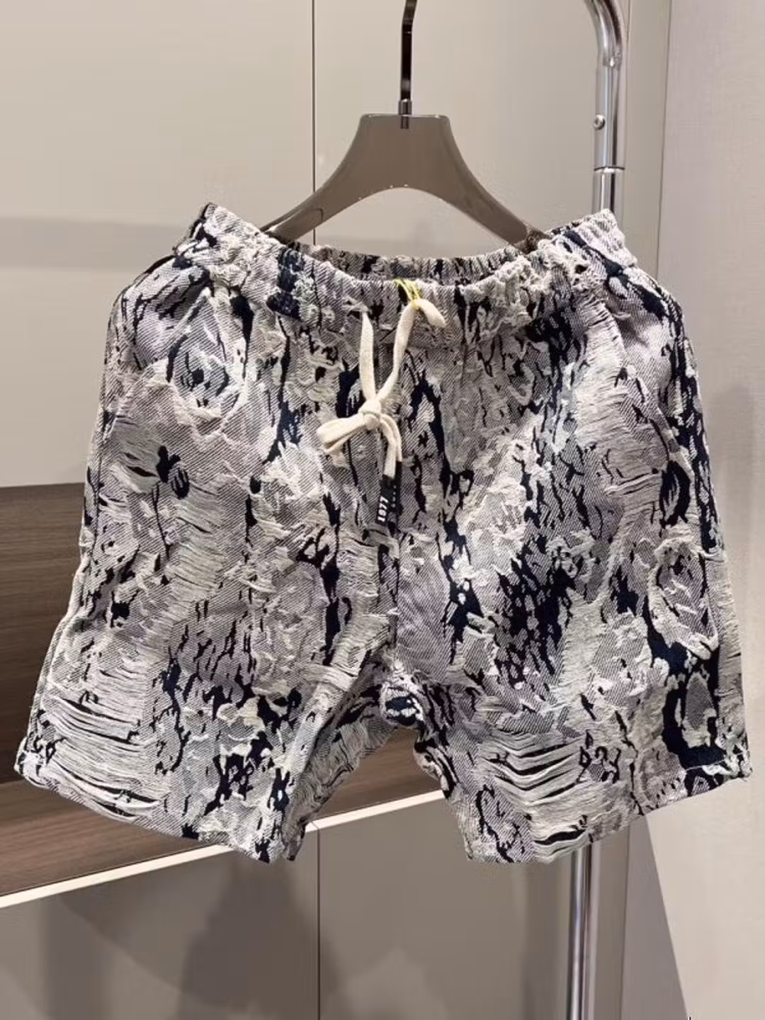 High-end Floral Denim Shorts Men's 2026 Summer Fashion Versatile Loose Blue And White Porcelain Five-point Pants Casual Pants, Color 28_viptrois.com