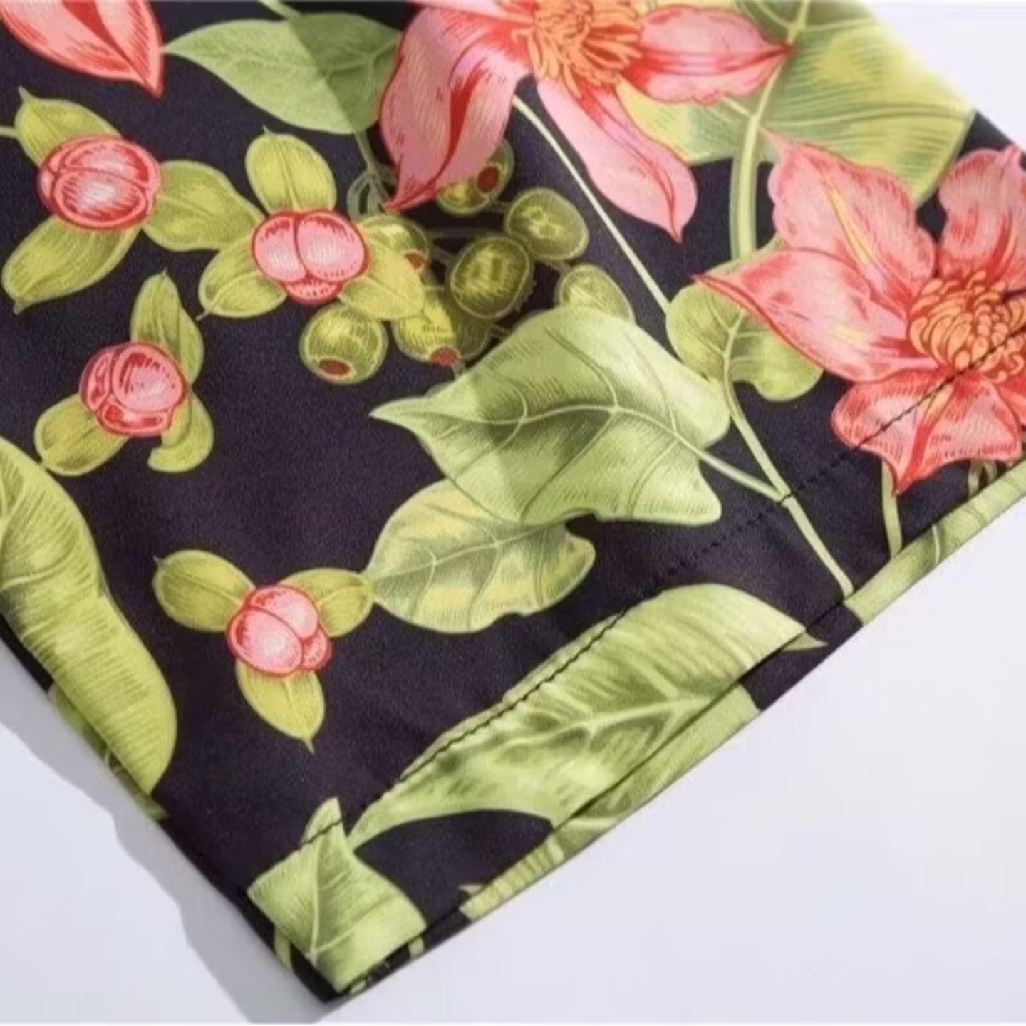 Short Sleeve Flower Shirt Hainan Island Beach Port Style Miami Xia Wei Style Thailand Tourism Male Couple Casual Loose Jacket_viptrois.com