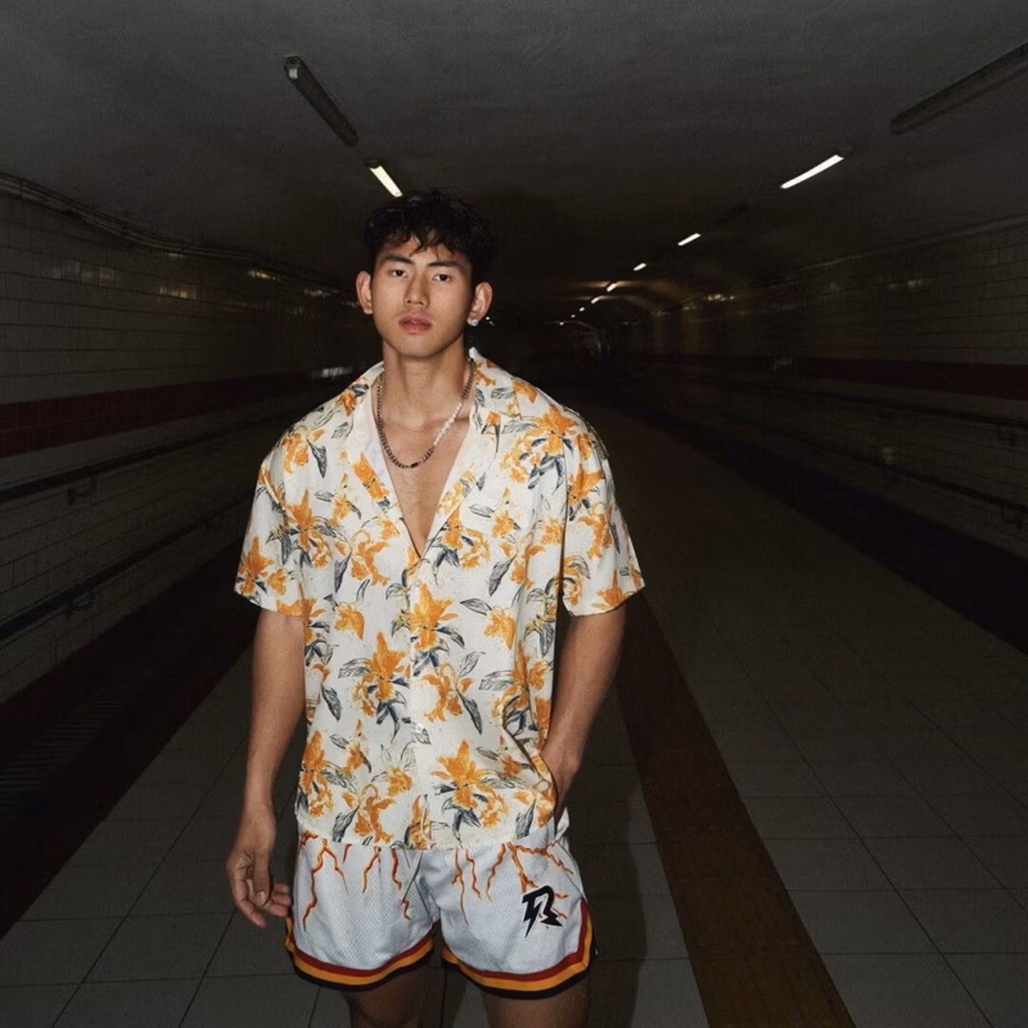 Casual Loose Retro Men's And Women's Short Sleeve Trend Shirt Hawaiian Summer Beach Couple Shirt, Orange M Recommended 95-55 Kg_viptrois.com