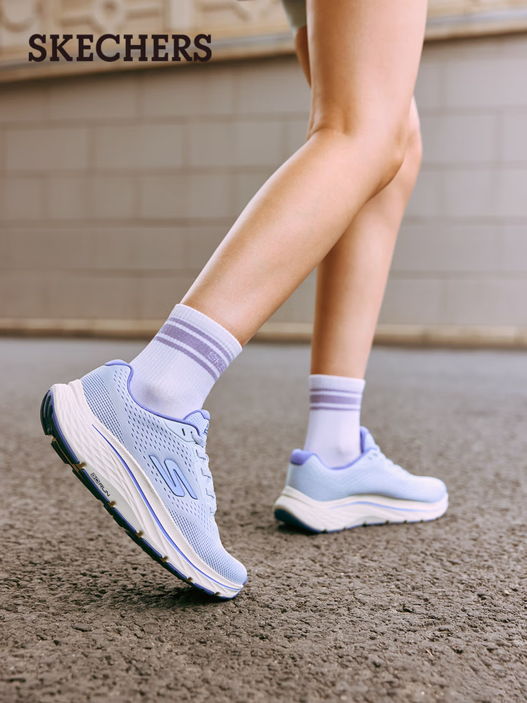 Skechers 斯凯奇 26年款 舒适缓震休闲跑步鞋 129052 京东优惠券折后￥159 三色可选