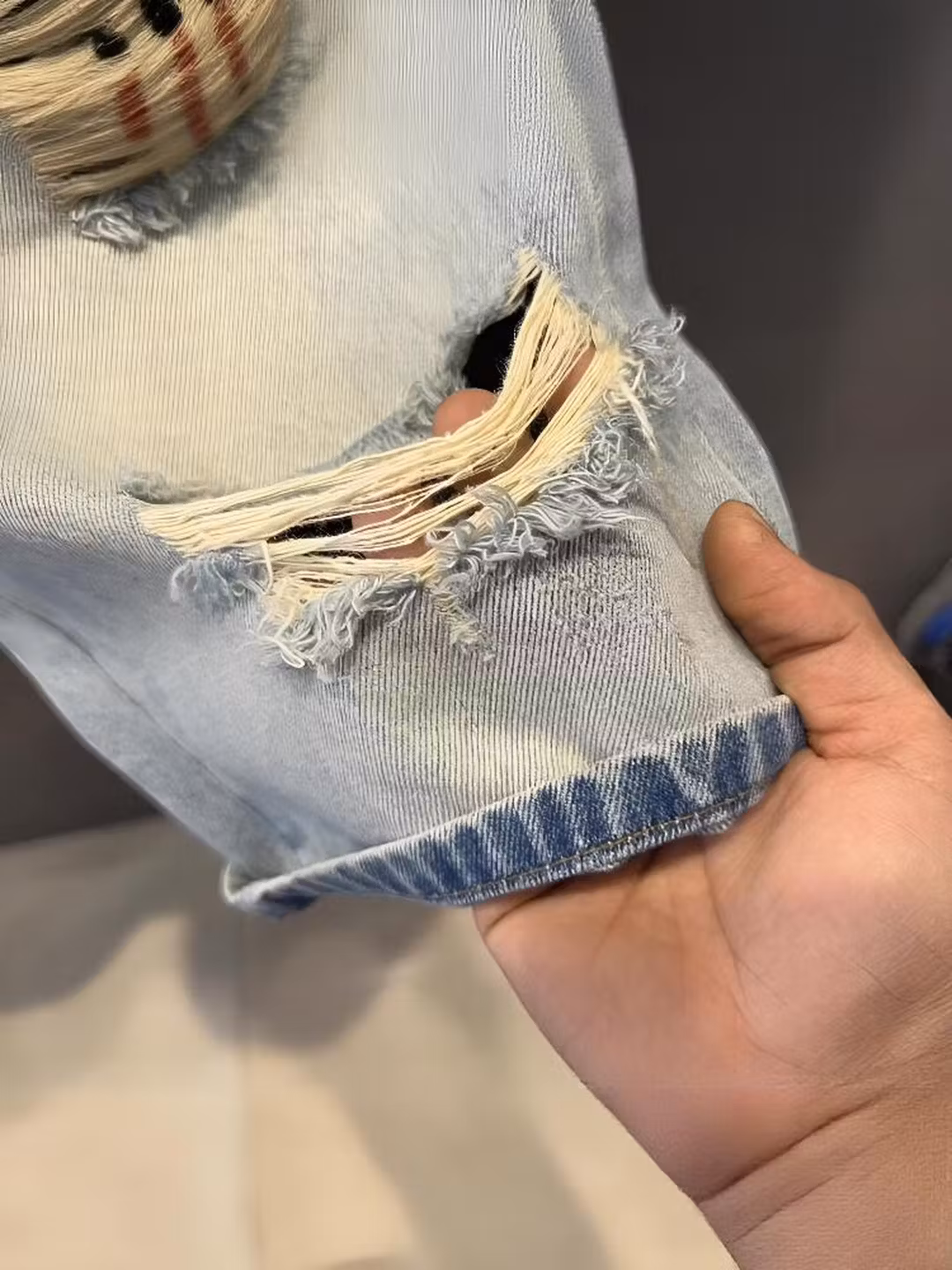 2026 Summer Trendy Brand Beggar Ripped Scratched Denim Shorts Men's Korean Version Trendy Straight Casual Five-point Pants, Blue 28_mkmklike.com