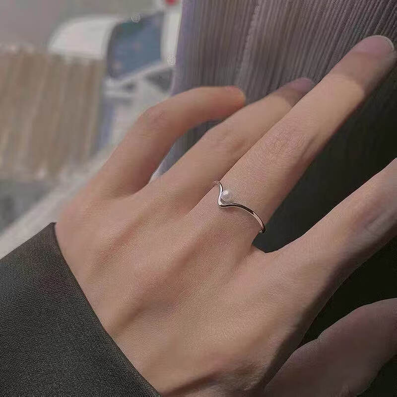 DUTRIEUXS925 Ring aus reinem Silber mit V-förmiger Perle für Damen, leichter Luxus, hochwertiges Nischendesign, Ring für den Zeigefinger, Geschenkidee_voghion.com