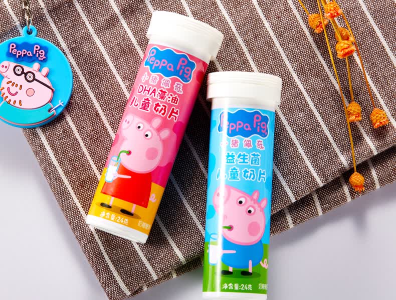小猪佩奇peppapig益生菌奶片糖果小包装奶片糖24gx12瓶零食卡通形象亿