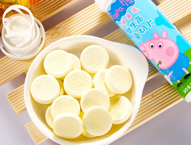 小猪佩奇peppapig益生菌奶片糖果小包装奶片糖24gx12瓶零食卡通形象亿
