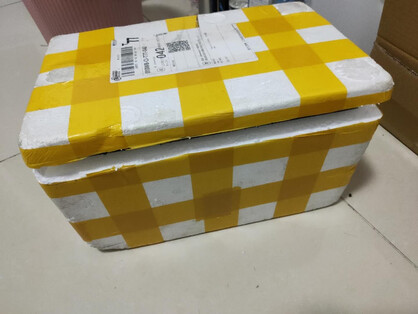 收到快递的时候满满的期待,非常开心,迫不及待地打开包装,很严实,还给