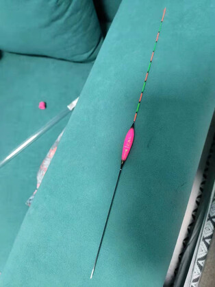 小凤仙 超醒目红绿尾鱼漂高灵敏近视加粗尾纳米浮漂鲤鱼标轻口鲫鱼漂