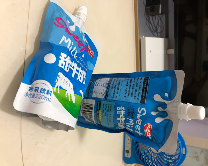 扬子江 牛奶饮品礼盒装 网红饮料 甜牛奶220ml*16袋/箱怎么样，好用吗，口碑，心得，评价，试用报告,第3张