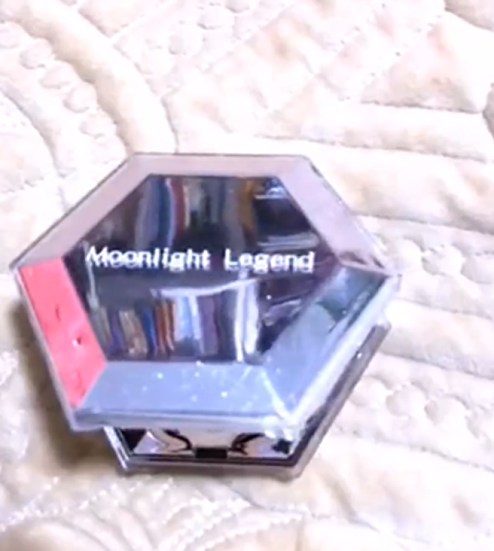 月光传说Moonlight Legend流光溢彩高光粉饼 钻石高光修容提亮肤色 隐形毛孔 土豆泥高光怎么样，好用吗，口碑，心得，评价，试用报告,第4张