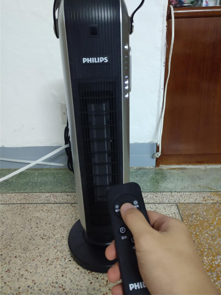 飞利浦（PHILIPS）暖风机家用立式取暖器静音节能电暖气无光定时遥控摇头电暖器AHR2142FD 升级遥控款怎么样，好用吗，口碑，心得，评价，试用报告,第4张