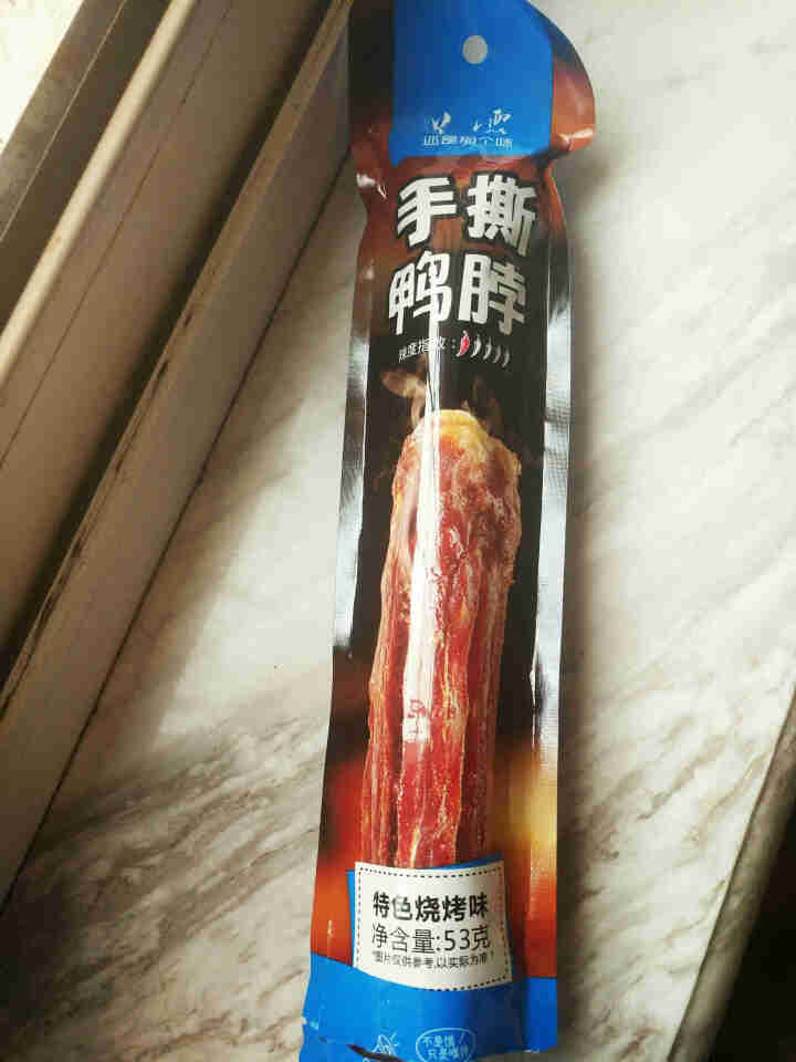 丫霸 手撕鸭脖 休闲零食小吃 下酒菜 一整根20cm鸭脖 真空包装 53g 特色烧烤味53g怎么样，好用吗，口碑，心得，评价，试用报告,第2张