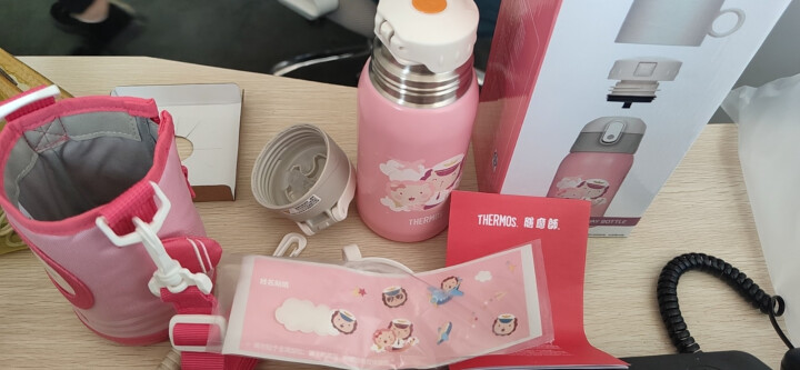 膳魔师THERMOS 保温杯不锈钢儿童水杯双盖防摔带杯套机长系列便携吸管杯 机长粉 550ml怎么样，好用吗，口碑，心得，评价，试用报告,第2张