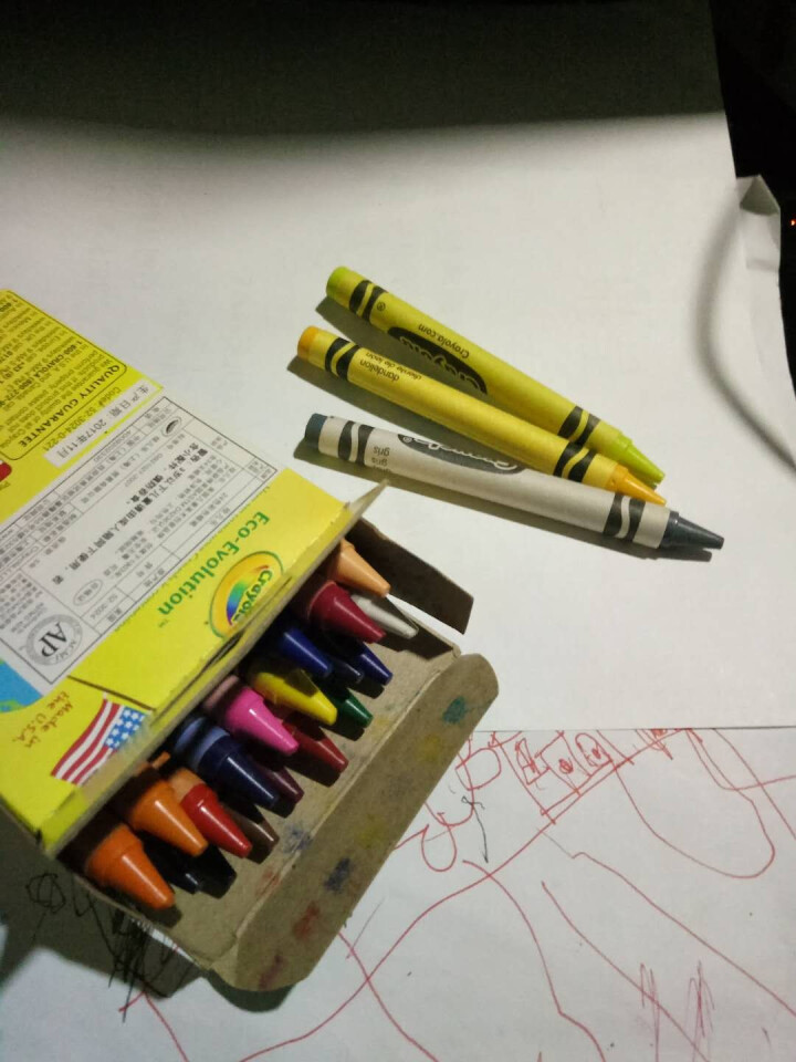 美国绘儿乐Crayola 儿童绘画 画笔工具 彩色蜡笔套装 学生绘画练习 24色标准蜡笔52,第3张