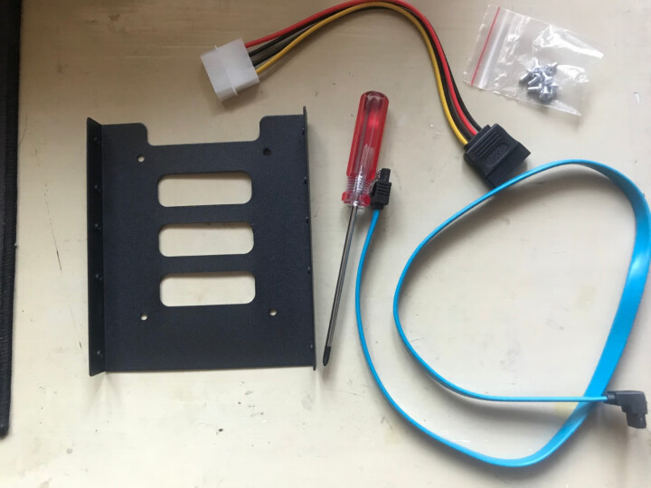 机械硬盘螺丝及sata3数据线 2.5固态硬盘支架台式机套装 套装一：支架x1、电源线x1、sata3数据线x1怎么样，好用吗，口碑，心得，评价，试用报告,第2张