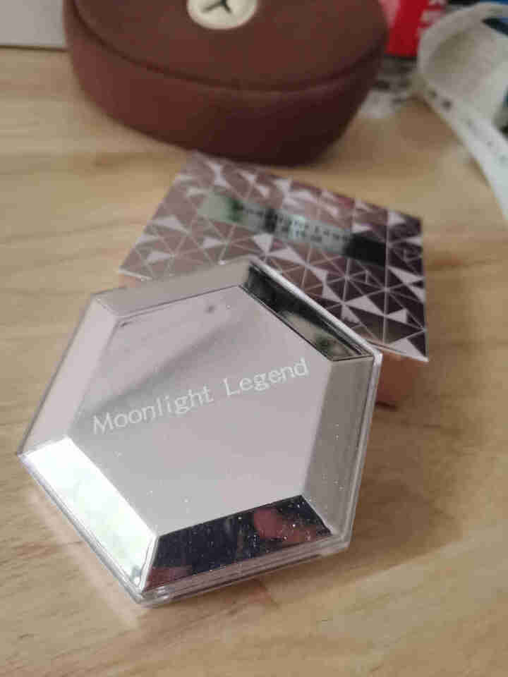 月光传说Moonlight Legend流光溢彩高光粉饼 钻石高光修容提亮肤色 隐形毛孔 土豆泥高光怎么样，好用吗，口碑，心得，评价，试用报告,第2张