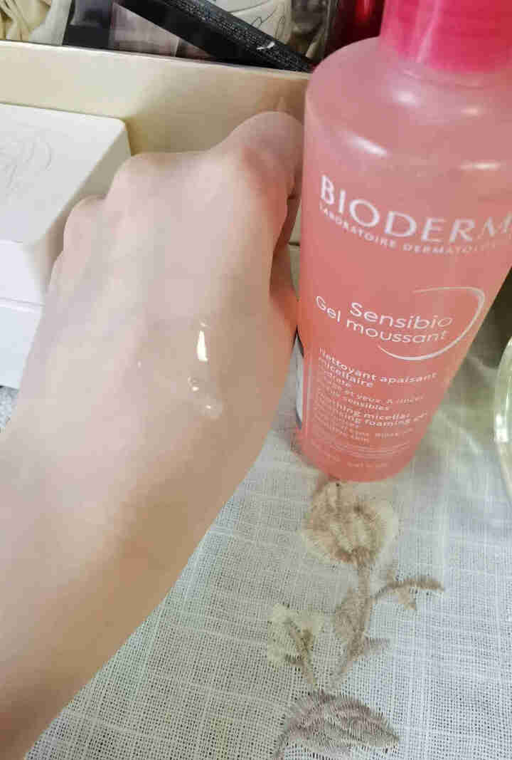 法国贝德玛（BIODERMA）舒妍修护洁肤凝胶洗面奶洁面乳200ml（ 温和清洁卸妆  舒缓保湿 低泡无皂基）怎么样，好用吗，口碑，心得，评价，试用报告,第4张