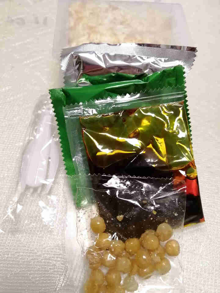 淇翔   一起约咪咪麻辣速泡炒米安庆特产炒米 一桶/135g 一桶怎么样，好用吗，口碑，心得，评价，试用报告,第3张