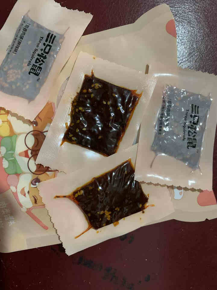 三只松鼠  蜀香猪肉脯组合  靖江特产肉干肉脯休闲零食小吃 猪肉脯香辣味100g*2袋 100g×2袋怎么样，好用吗，口碑，心得，评价，试用报告,第4张