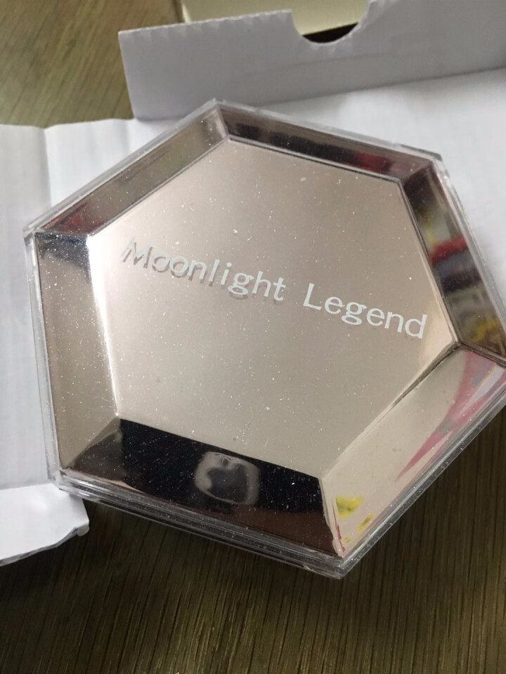 月光传说Moonlight Legend流光溢彩高光粉饼 钻石高光修容提亮肤色 隐形毛孔 土豆泥高光怎么样，好用吗，口碑，心得，评价，试用报告,第4张