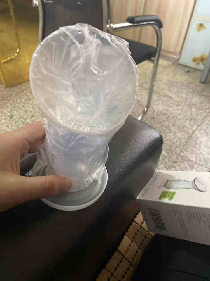 奥优贝(AUTUSBABY)母乳收集器便携集乳器全硅胶集奶器手动吸奶器挤奶器接漏奶神器100ml 吸盘升级款(含防漏塞+防尘盖+绒布收纳袋)怎么样，好用吗，口碑,第2张