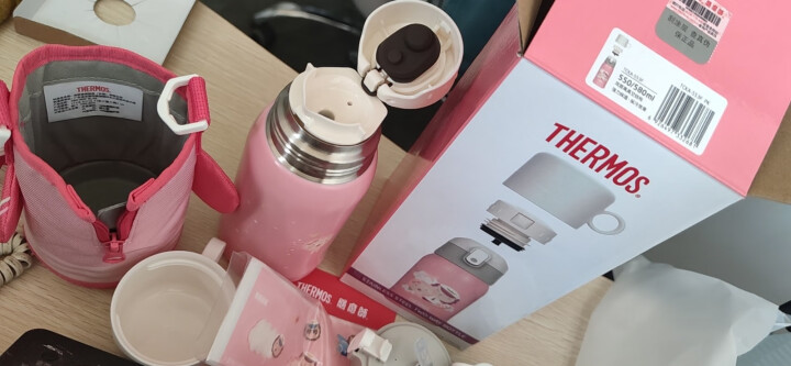 膳魔师THERMOS 保温杯不锈钢儿童水杯双盖防摔带杯套机长系列便携吸管杯 机长粉 550ml怎么样，好用吗，口碑，心得，评价，试用报告,第3张