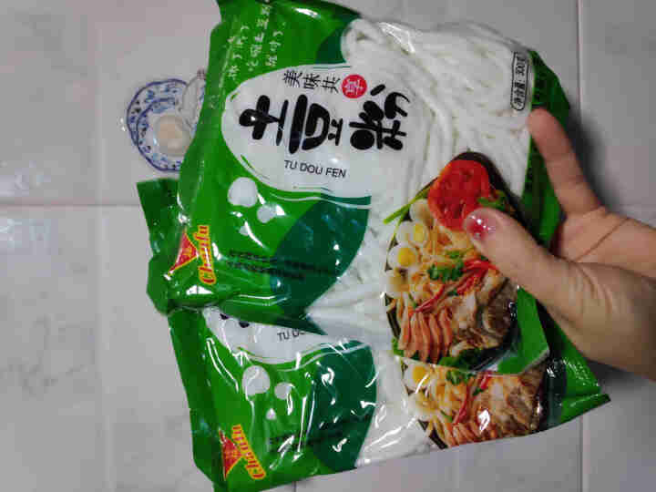 土豆粉袋装麻辣烫砂锅火锅食材速食马铃薯粉丝粉条 300g*2袋怎么样，好用吗，口碑，心得，评价，试用报告,第2张