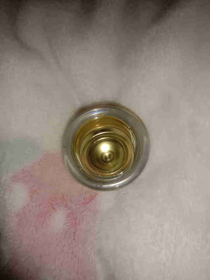 烟酰胺焕颜肌密贵妇膏10g 素颜霜遮瑕收毛孔补水保湿面霜女珍珠膏滋润肌肤紧致淡化痘印提亮肤色美颜膏 烟酰胺焕颜肌密贵妇膏10g/1瓶装怎么样，好用吗，口碑，心得,第3张