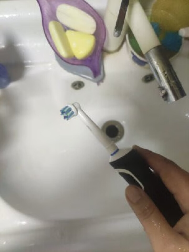 适配OralB欧乐B电动牙刷头D100通用替换刷头P2000/P4000/3757/D12/D16 牙线效果4支装怎么样，好用吗，口碑，心得，评价，试用报告,第3张