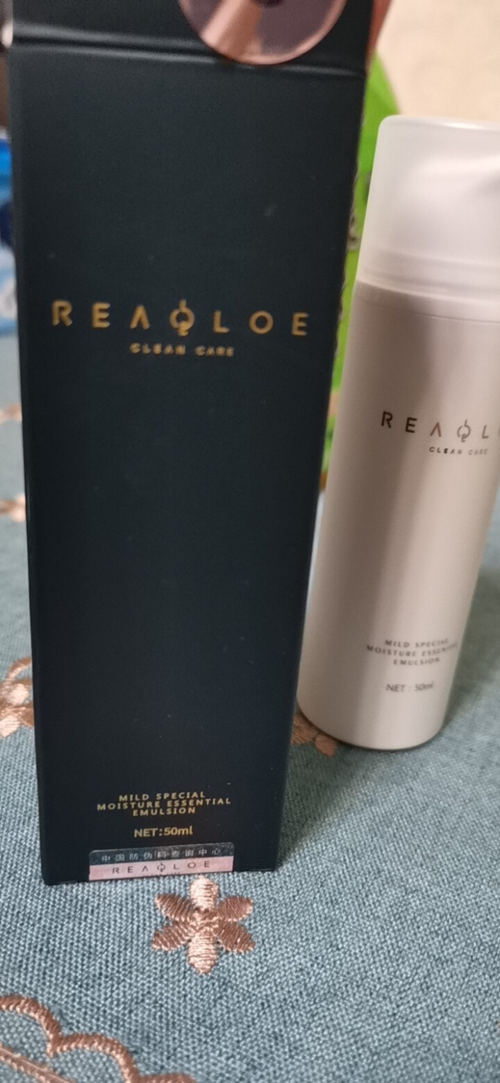 瑞莱欧(REALLOE) 增厚修护角质层乳液肌肤专用护肤品水乳套装水油平衡补水脸部去红精华 舒缓特护保湿精华乳50ml【敏感肌专用】怎么样，好用吗，口碑，心得，,第2张