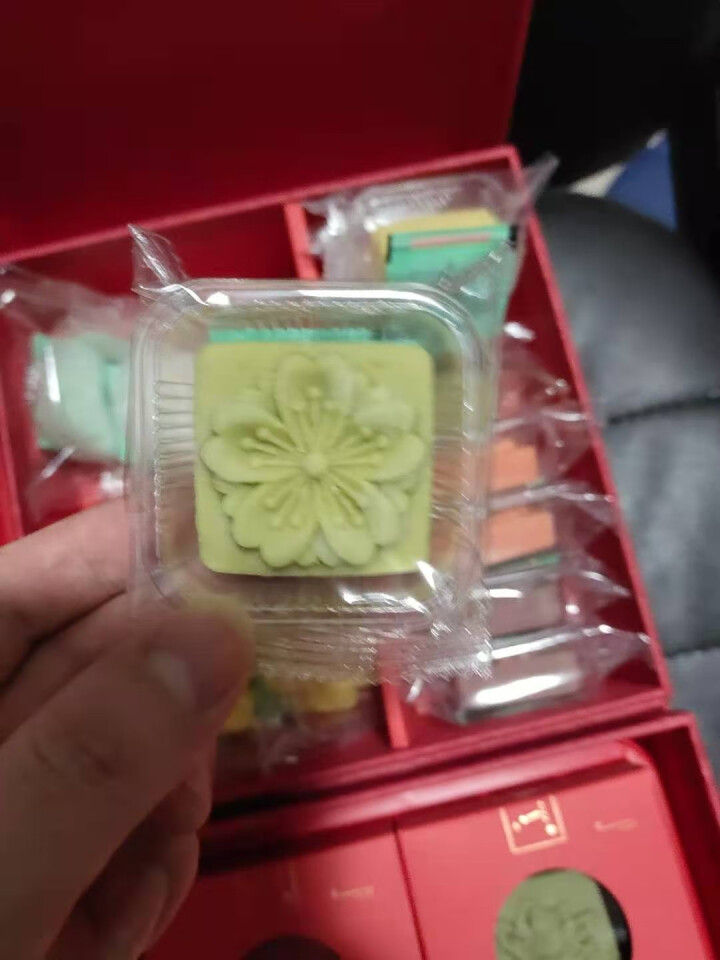 Yotime零食大礼包一整箱糕点小吃 绿豆糕雪媚娘流心月饼礼盒桃花酥 休闲食品糕点礼盒特产年货节礼品 一点心意礼盒怎么样，好用吗，口碑，心得，评价，试用报告,第4张