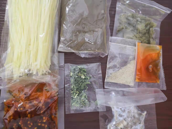 羊小妮羊肉粉贵州特产 老水城的味道六盘水米粉米线方便食品300g 300g*1袋怎么样，好用吗，口碑，心得，评价，试用报告,第4张