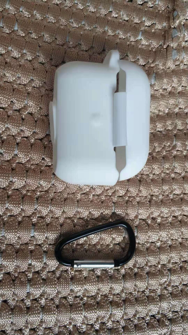 海尼锐 苹果耳机硅胶保护套AirPods Pro硅胶套超薄微磨砂防滑防摔壳带挂钩硅胶收纳盒 磨砂白【常规厚款带金属挂钩】怎么样，好用吗，口碑，心得，评价，试用报,第2张