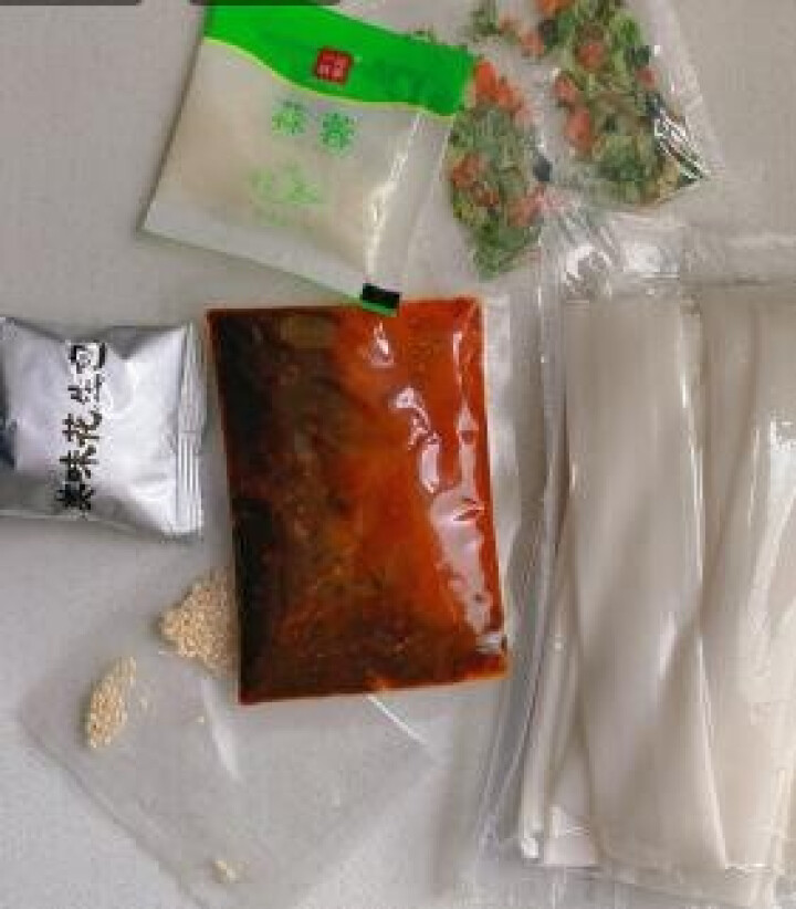 粉呆呆 麻辣流汁宽粉带料包 甘肃定西土豆宽粉 螺霸王酸辣螺蛳粉白家陈记马铃薯粉条 速食宽粉 粉呆呆流汁宽粉 271g*1袋怎么样，好用吗，口碑，心得，评价，试用,第2张