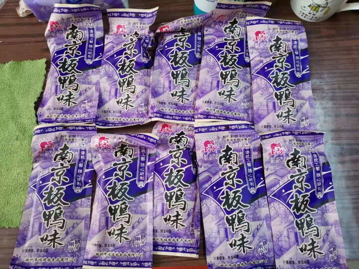 南京板鸭味8090后怀旧网红食品童年特产小吃散装小零食 【尝鲜装】南京板鸭26g*10包怎么样，好用吗，口碑，心得，评价，试用报告,第5张