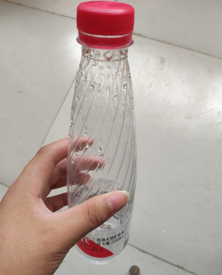 恒大 苏采天然矿泉水 饮用水 非纯净水 个性瓶身高颜值 500ml*1瓶（样品不售卖）怎么样，好用吗，口碑，心得，评价，试用报告,第2张