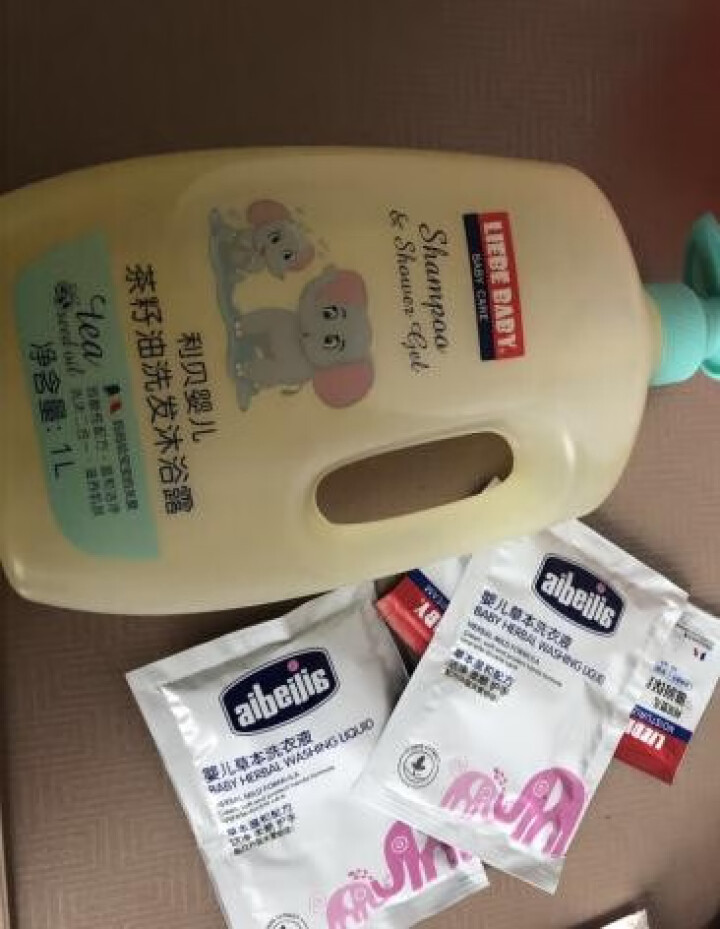 【买一送六】利贝婴儿茶籽油洗发沐浴露家庭装1000ml 新生儿宝宝专用儿童沐浴露洗发水二合一 单瓶装（1L）怎么样，好用吗，口碑，心得，评价，试用报告,第4张