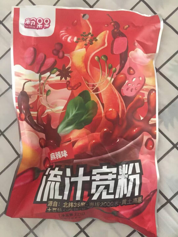 粉呆呆 麻辣流汁宽粉带料包 甘肃定西土豆宽粉 螺霸王酸辣螺蛳粉白家陈记马铃薯粉条 速食宽粉 粉呆呆流汁宽粉 271g*1袋怎么样，好用吗，口碑，心得，评价，试用,第2张