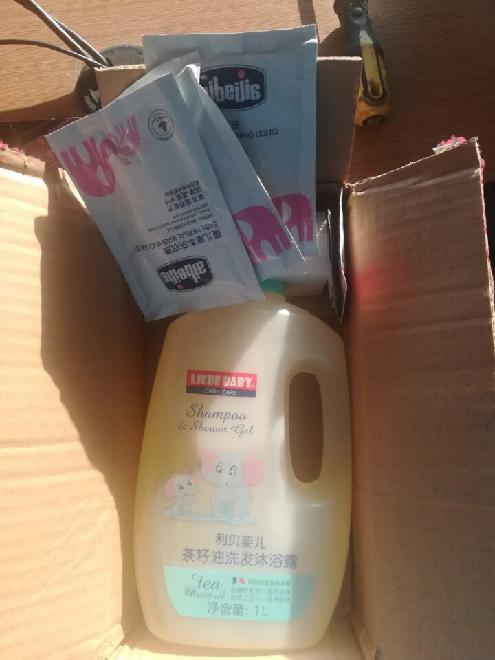 【买一送六】利贝婴儿茶籽油洗发沐浴露家庭装1000ml 新生儿宝宝专用儿童沐浴露洗发水二合一 单瓶装（1L）怎么样，好用吗，口碑，心得，评价，试用报告,第2张