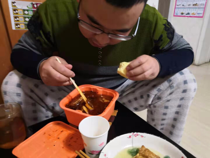 吃货圈子自热火锅懒人自助自热速食方便麻辣牛肉自煮毛肚自热小火锅 自热火锅1盒装(含代理费）怎么样，好用吗，口碑，心得，评价，试用报告,第3张