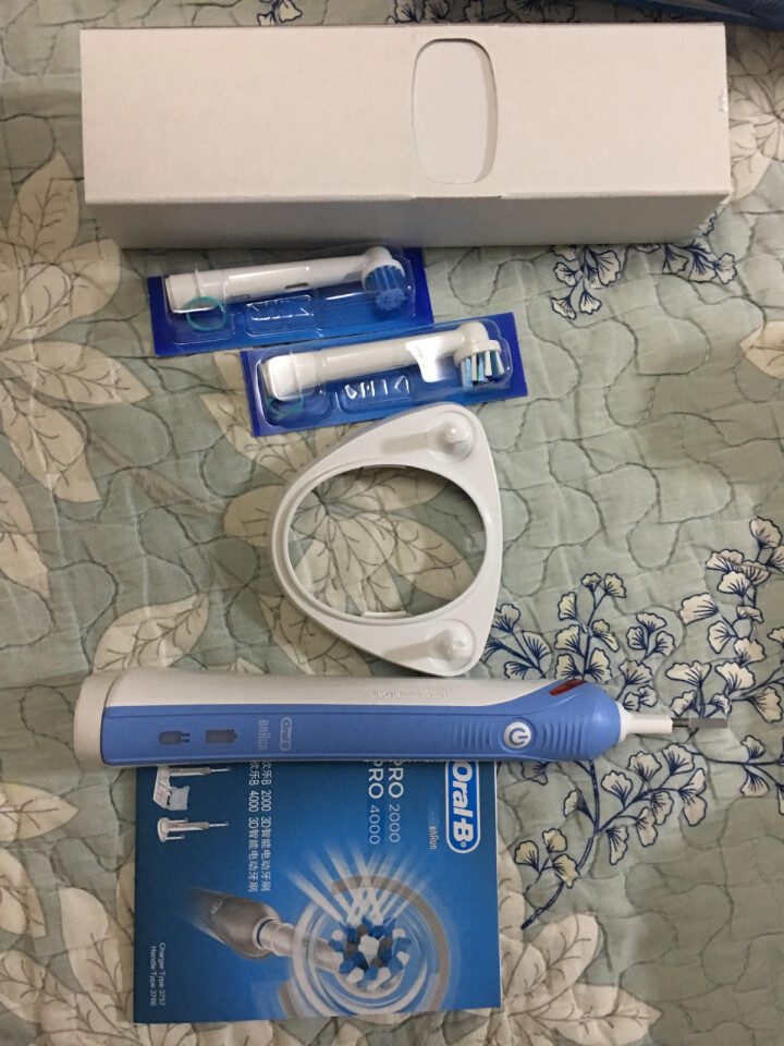 博朗 欧乐B（Oralb）P2000蓝 电动牙刷 3D声波震动成人充电式牙刷 清除牙渍 配EB17、EB50双刷头怎么样，好用吗，口碑，心得，评价，试用报告,第4张