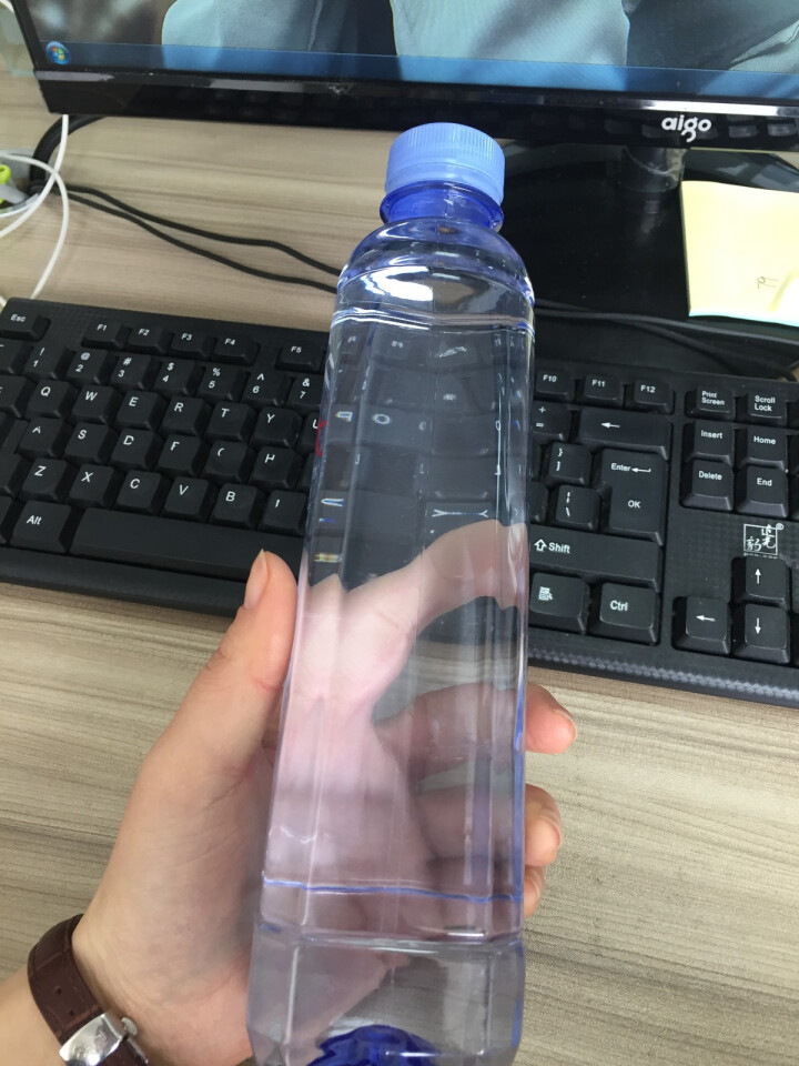 恒大 天然矿泉水 饮用水 瓶装水 非纯净水商务用水 570ml*1瓶（样品不售卖）怎么样，好用吗，口碑，心得，评价，试用报告,第2张