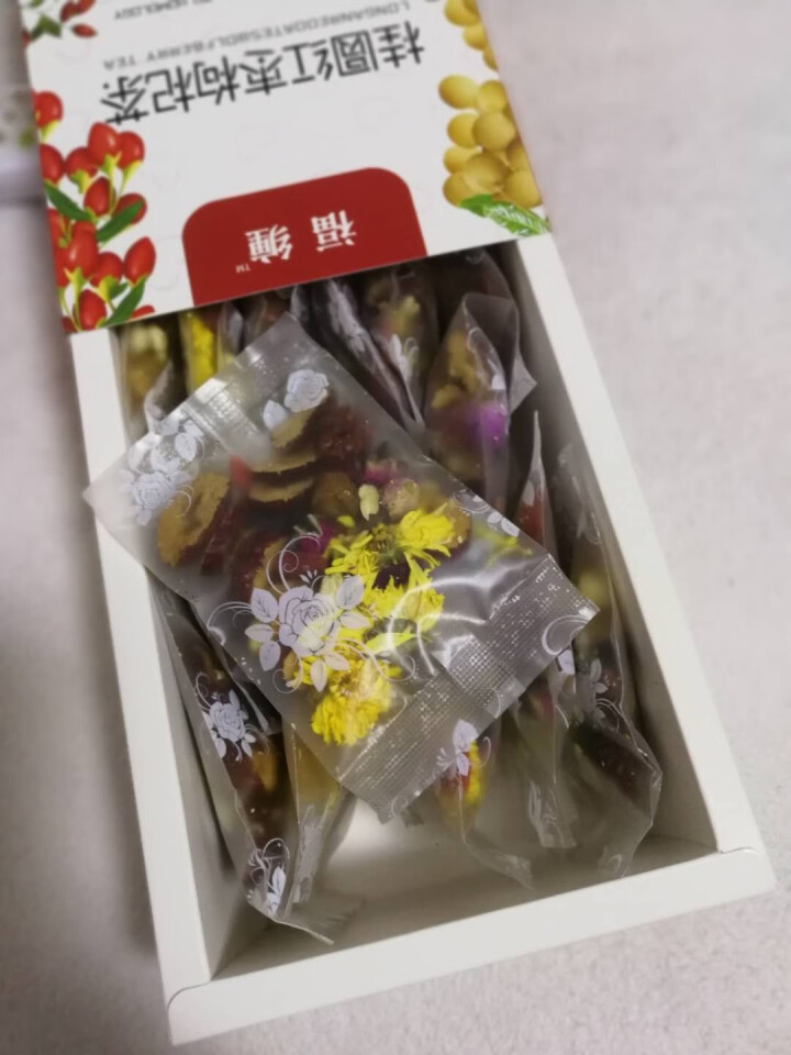 福缠 桂圆红枣枸杞茶 玫瑰花茶 养生八宝茶 菊花茉莉花黑加仑女人补气养血茶 组合型花茶包 240g 桂圆红枣枸杞茶怎么样，好用吗，口碑，心得，评价，试用报告,第4张