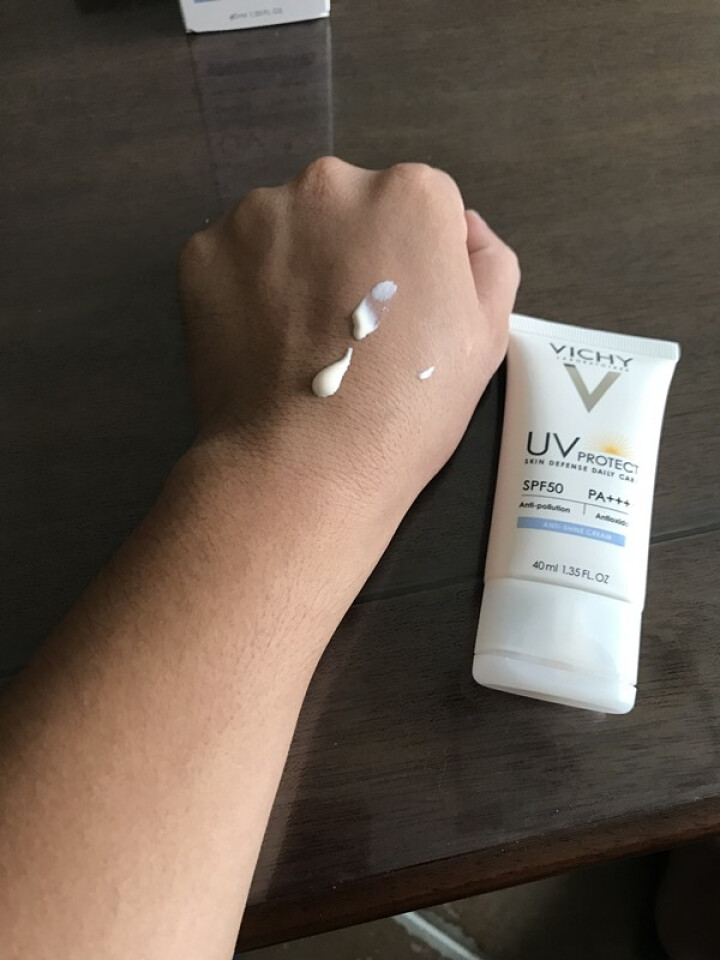 薇姿（VICHY）丝缎柔润每日防晒霜 SPF50 PA++++ 40ml（质地轻薄 滋润防脱妆  法国原装进口）怎么样，好用吗，口碑，心得，评价，试用报告,第3张