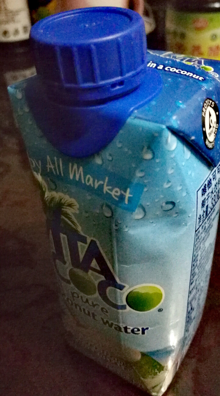 唯他可可（Vita Coco）天然椰子水进口NFC果汁饮料330ml*4瓶怎么样，好用吗，口碑，心得，评价，试用报告,第2张