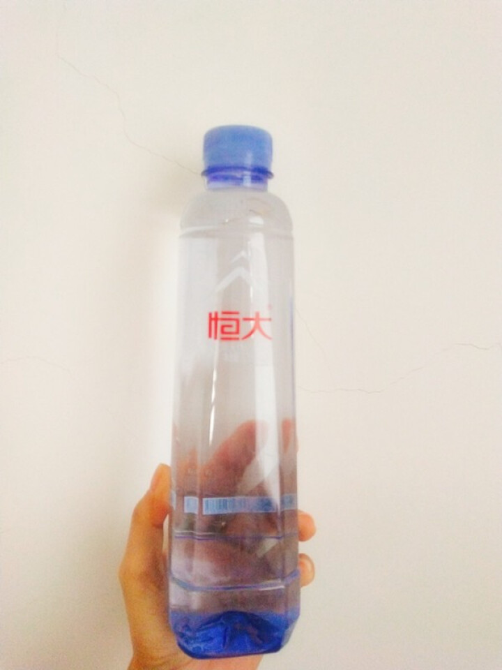 恒大 天然矿泉水 饮用水 瓶装水 非纯净水商务用水 570ml*1瓶（样品不售卖）怎么样，好用吗，口碑，心得，评价，试用报告,第3张