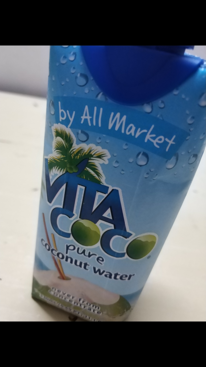 唯他可可（Vita Coco）天然椰子水进口NFC果汁饮料330ml*4瓶怎么样，好用吗，口碑，心得，评价，试用报告,第2张